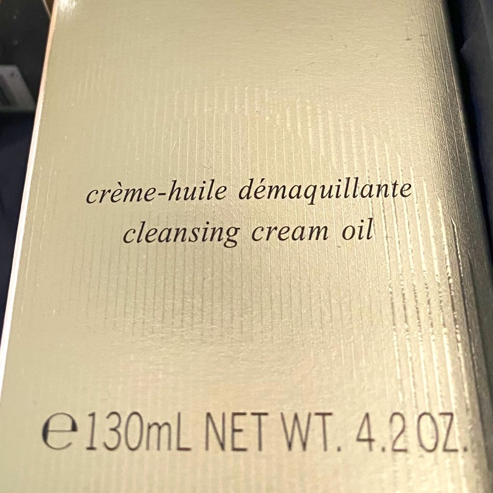 Cle de Peau Beauté Cleansing Cream Oil 4.2 OZ